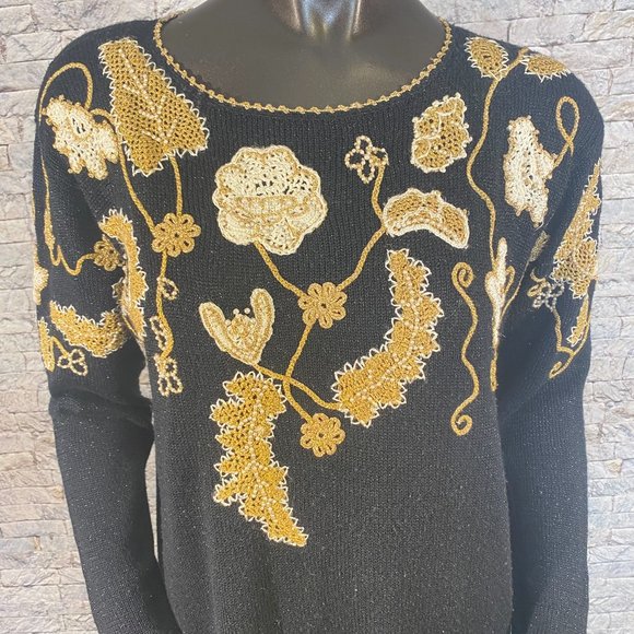 Joeclyn Smith Pull Over Sweater - Picture 5 of 6